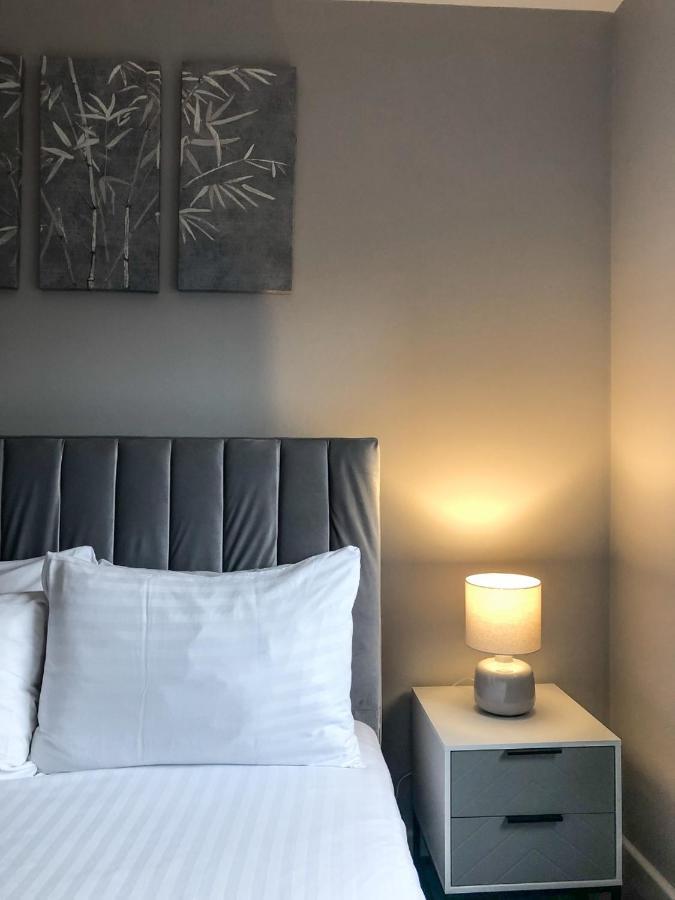 Morland Apartments - רומפורד מראה חיצוני תמונה