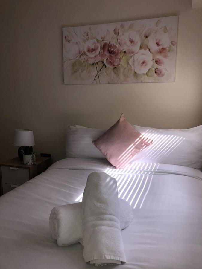 Morland Apartments - רומפורד מראה חיצוני תמונה