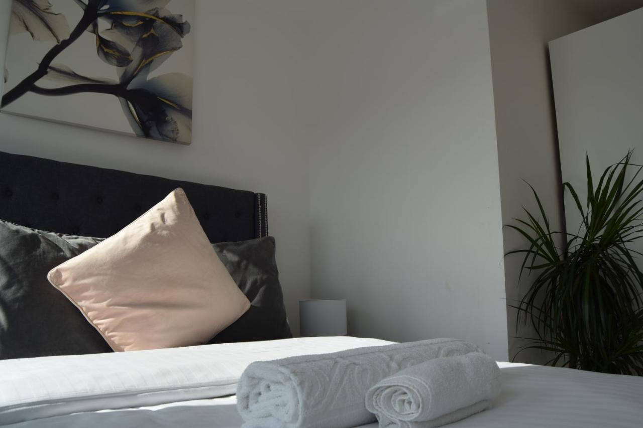 Morland Apartments - רומפורד מראה חיצוני תמונה